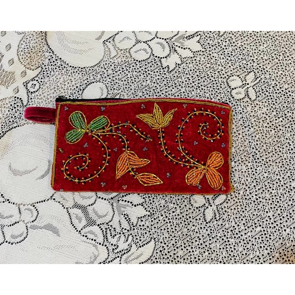 Beaded Zip Pouch - Picture 1 of 7